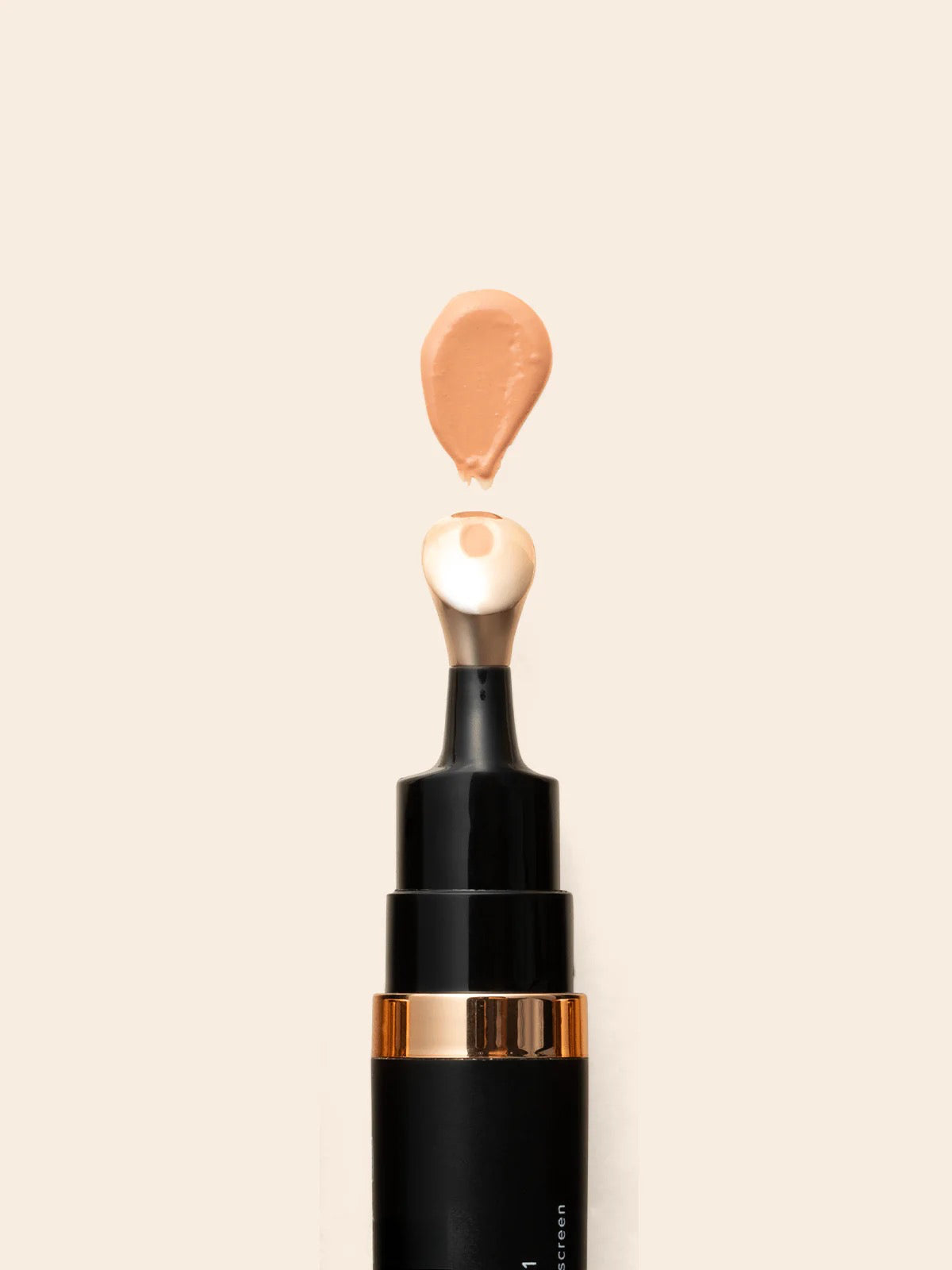 Luminous Eye Concealer SPF 41 with Peptides and Snow Mushroom Extract